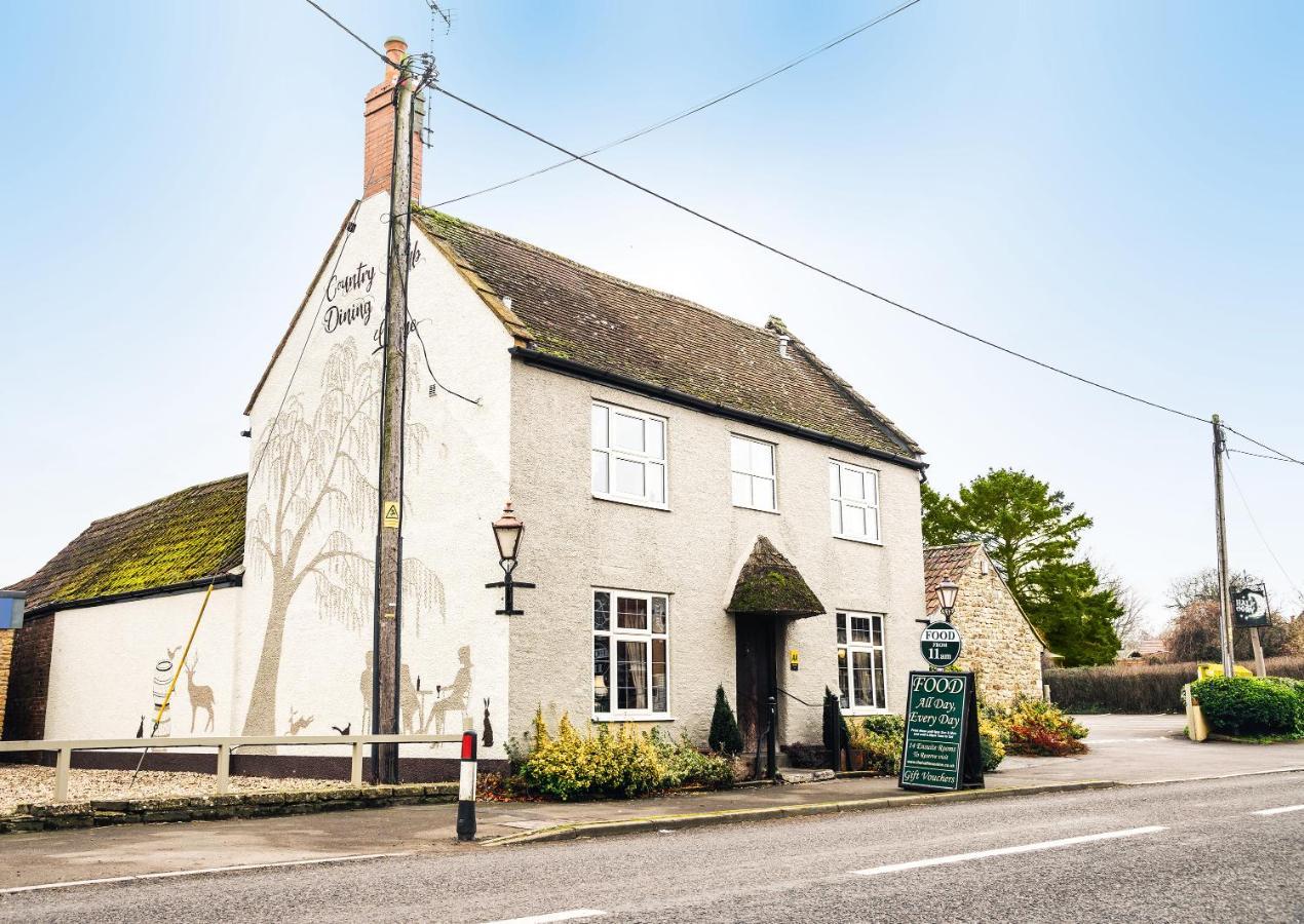 The Half Moon Inn And Country Lodge เยโอวิล ภายนอก รูปภาพ